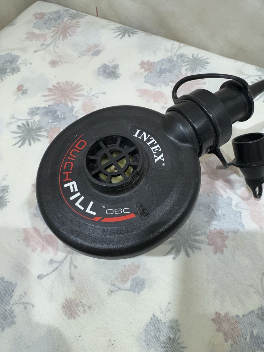 Intex Quick Fill Battery-op Air Pump Great For Camping