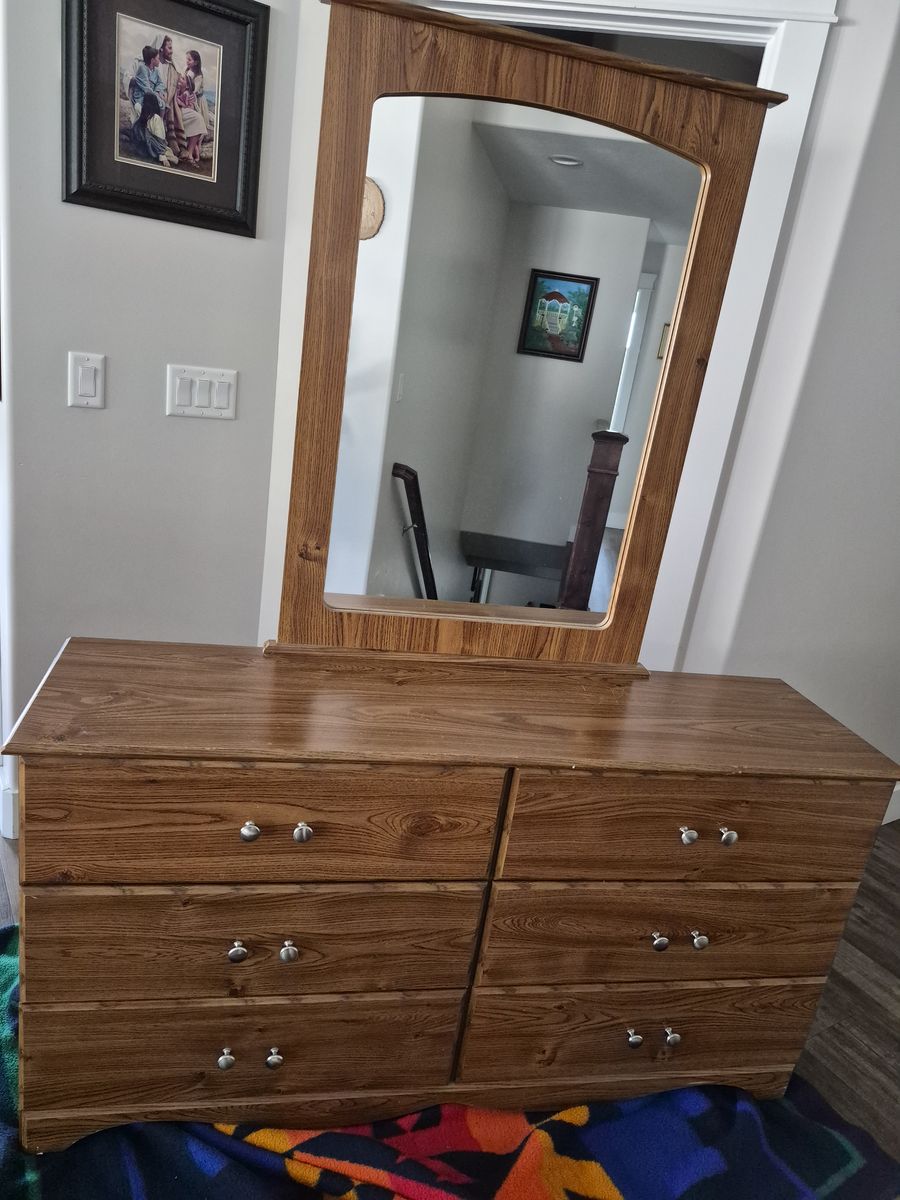 Dresser