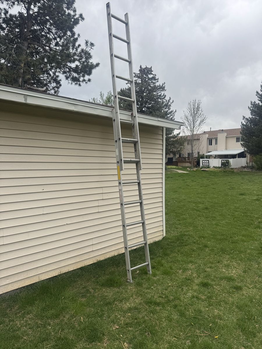 Keller Aluminum Extension Ladder 8-16 ft 200 lbs
