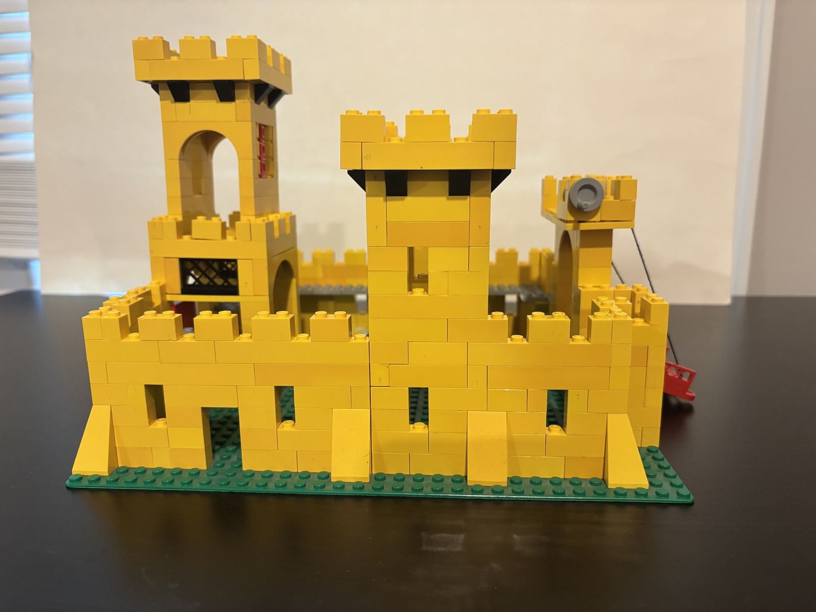 Main image 6