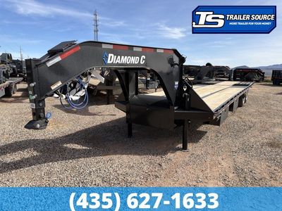 8.5x35 Diamond C FMAX-HDT 212 Pacesetter Pkg Pacesetter Pkg Gooseneck Hydraulic Dovetail Equipment Trailer - 25.9K GVWR -