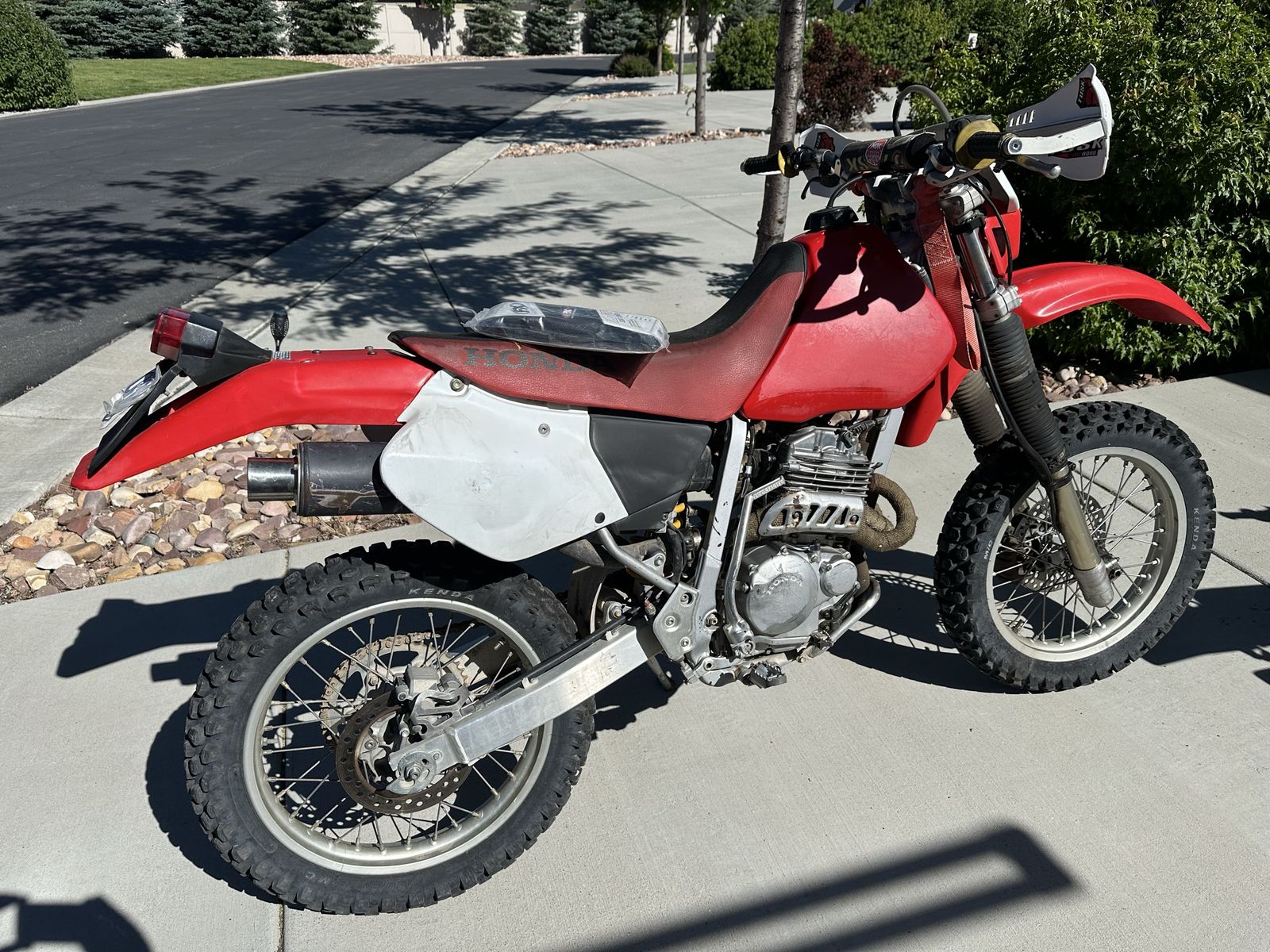 2002 Honda XR250r Dirt Bike - Red Dual-Sport
