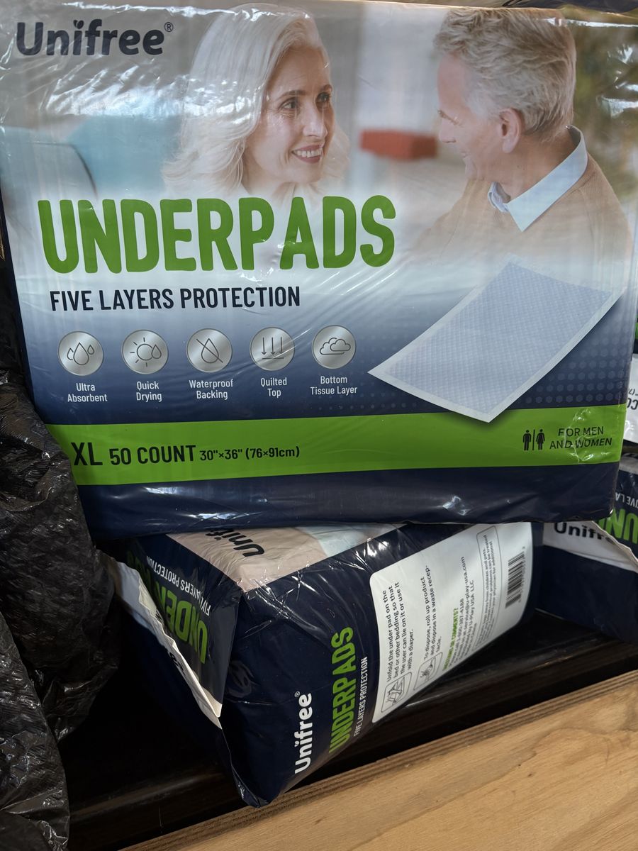 Unifrree under pads, Chux pads, absorbent pads.