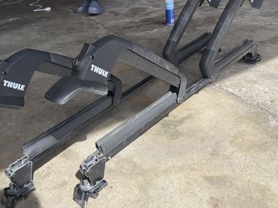 Thule Ski/Snowboard Roof Rack – Locking