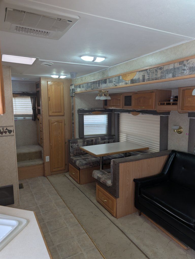 Main image 5