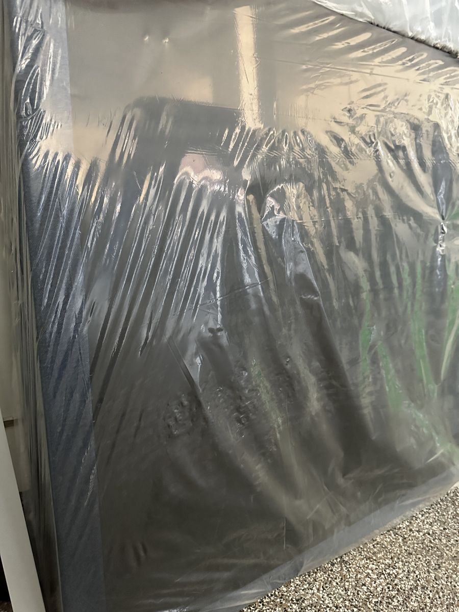 Brand New King Size Adjustable Bed Backrest