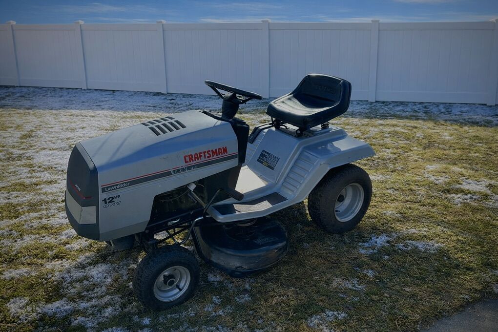 Craftsman Riding Lawn Mower