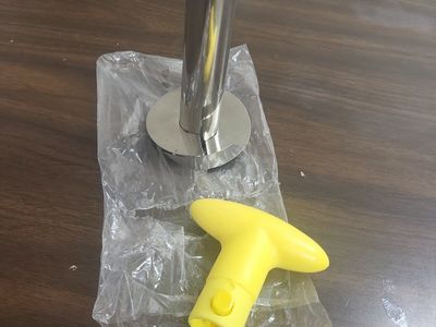 Stainless Steel Pineapple Corer Slicer Tool with Yellow Handle