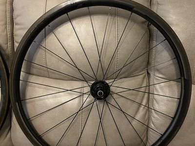 Roval CLX 32 Carbon Wheels Rim Brake