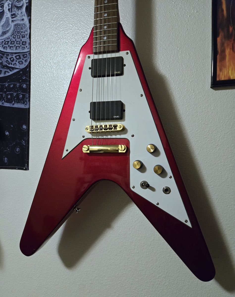 Red Cherry Flying V (Active EMGs)