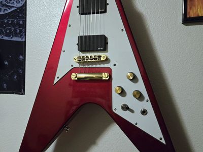 Red Cherry Flying V (Active EMGs)