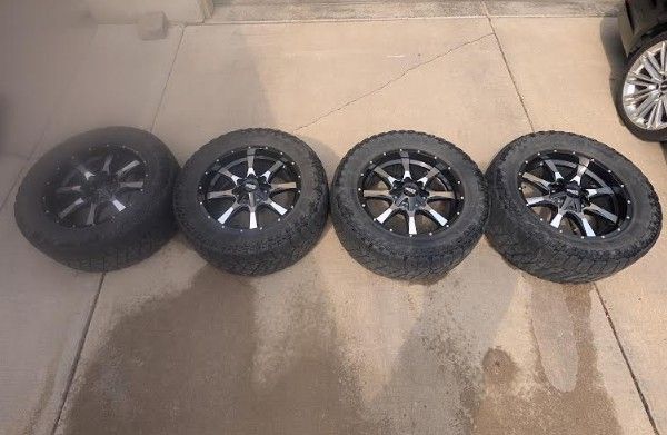Ford F150 rims and tires 6x135