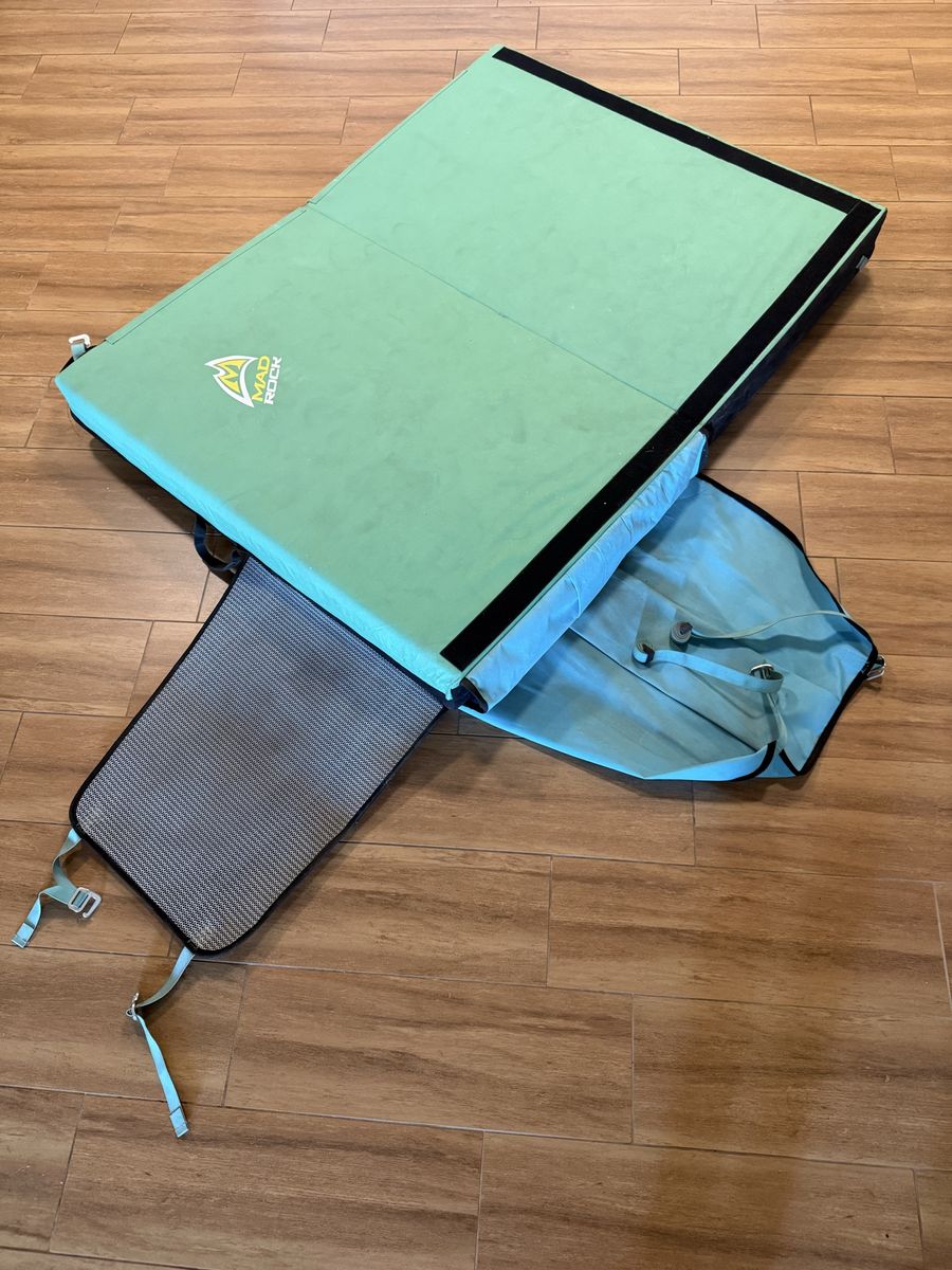 Mad Rock Bouldering Crash Pad
