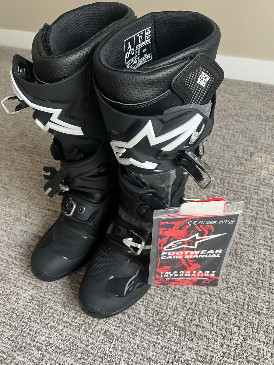 Alpinestars Tech7 Black size 11
