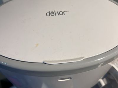 Dekor diaper pail and reusable/washable bags