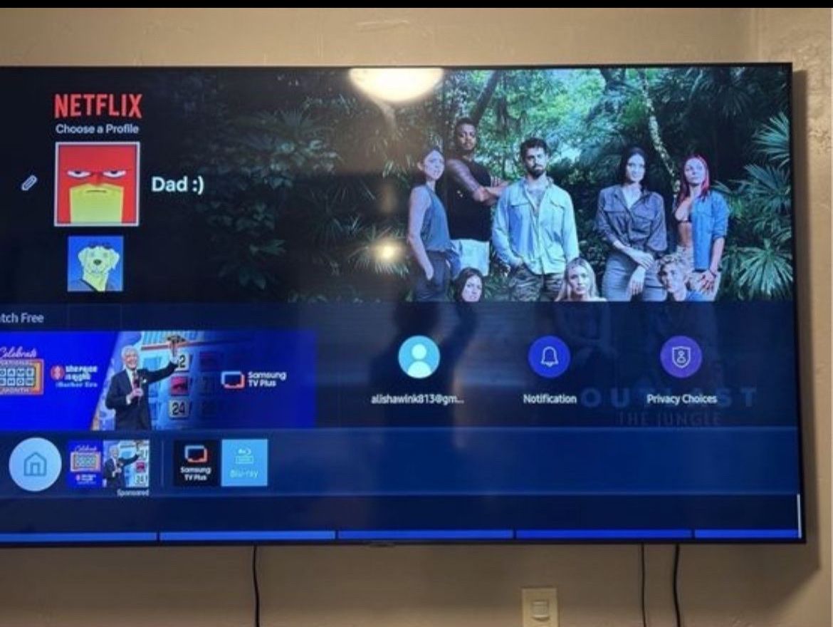 Samsung 70’ TV