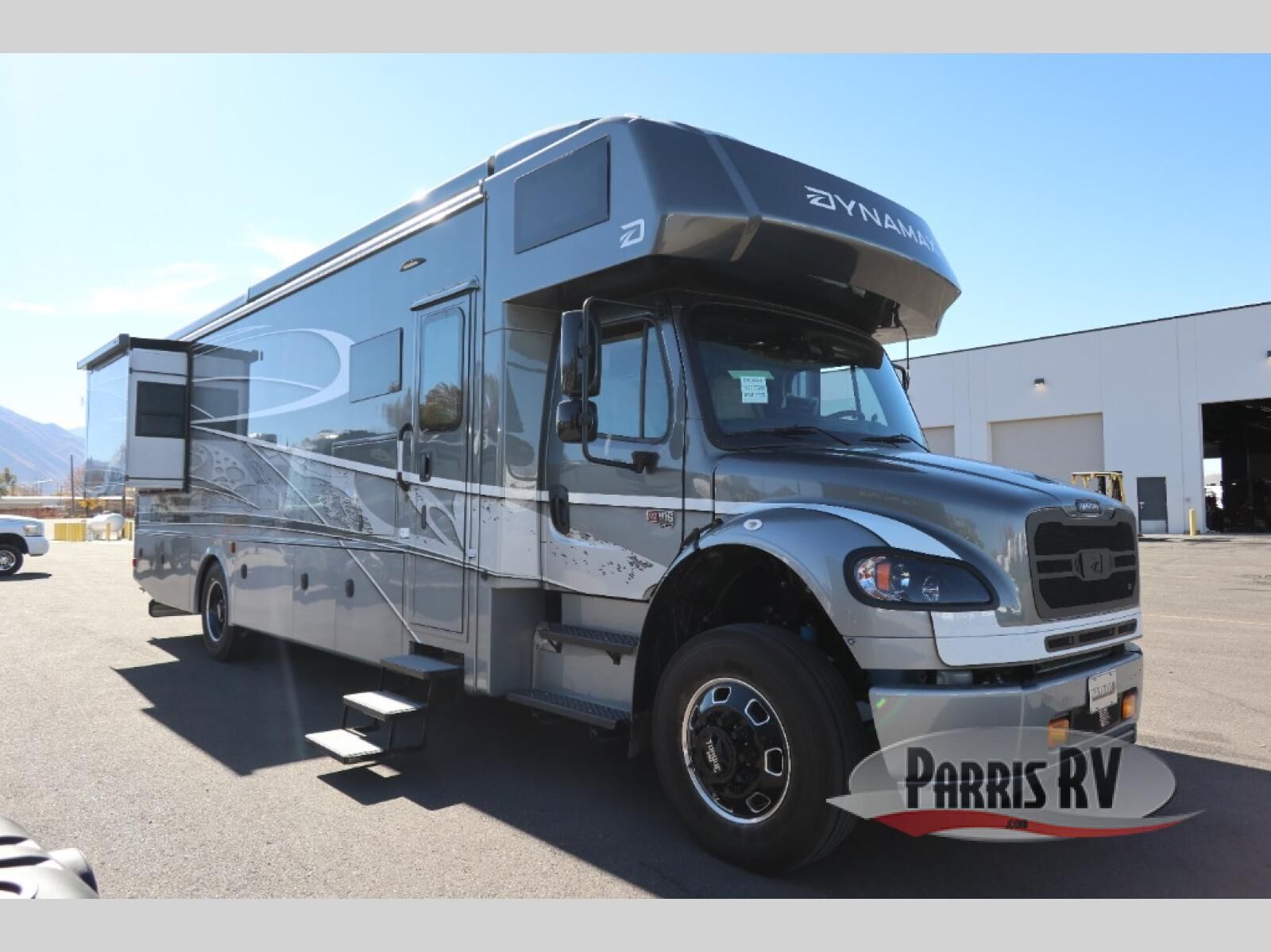 New 2026 Dynamax DX3 34KD