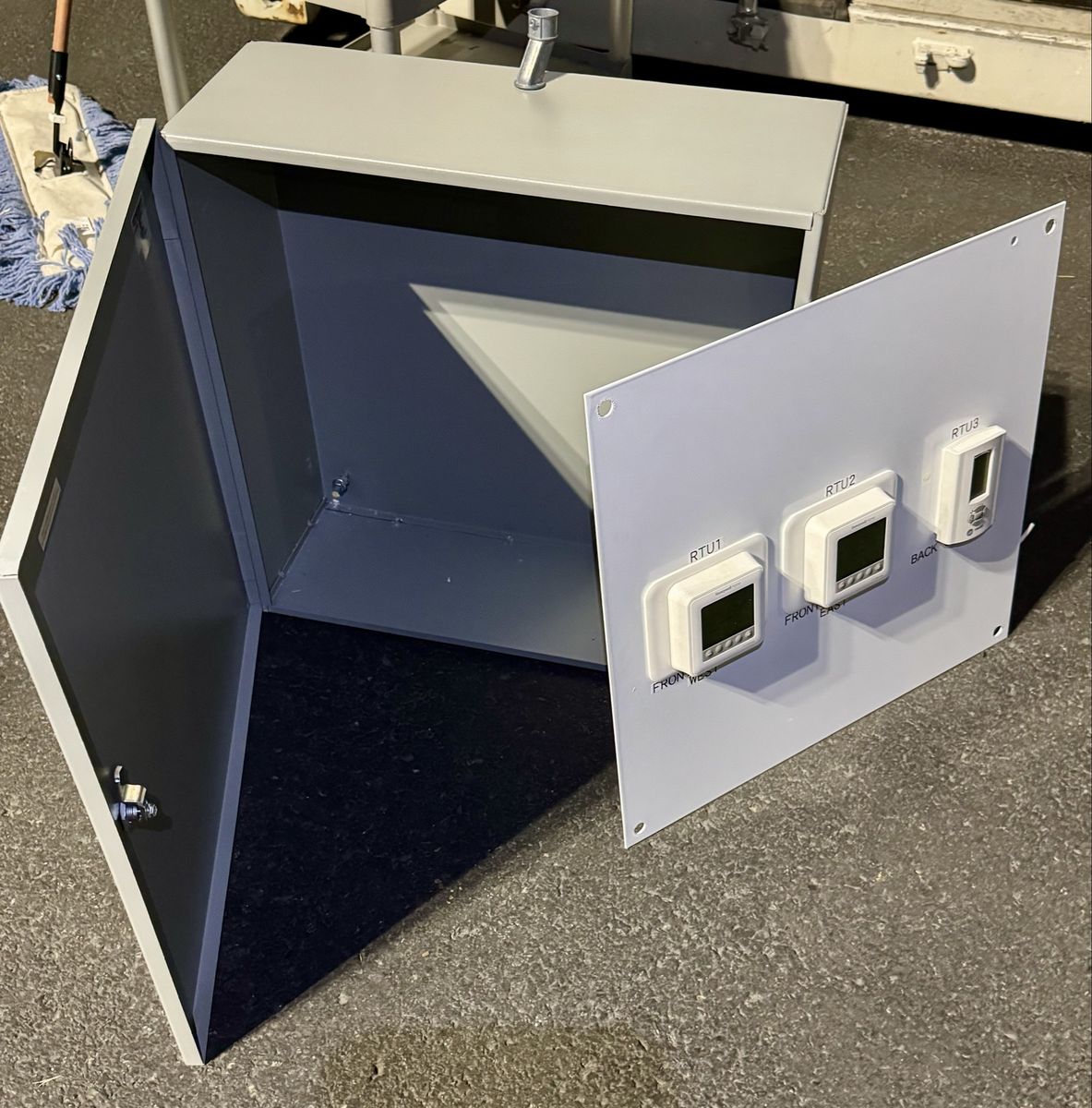 Wiegmann N1C242408WW Cutout Box Enclosure with RTU Controllers
