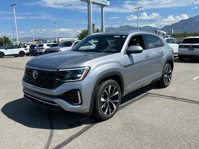 2026 Volkswagen Atlas Cross Sport SEL Premium R-Line 4Motion