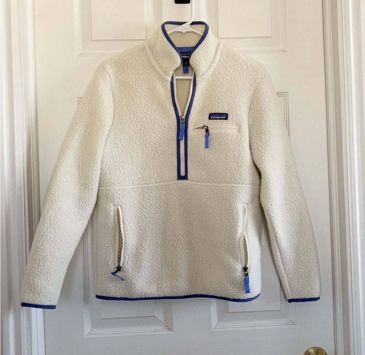 Patagonia Retro Pile Fleece Pullover Off-White Blue Trim