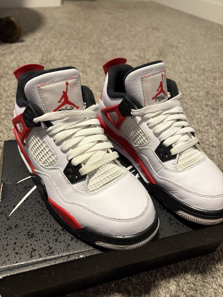 Nike Air Jordan 4 Retro Red Cenent  4Y