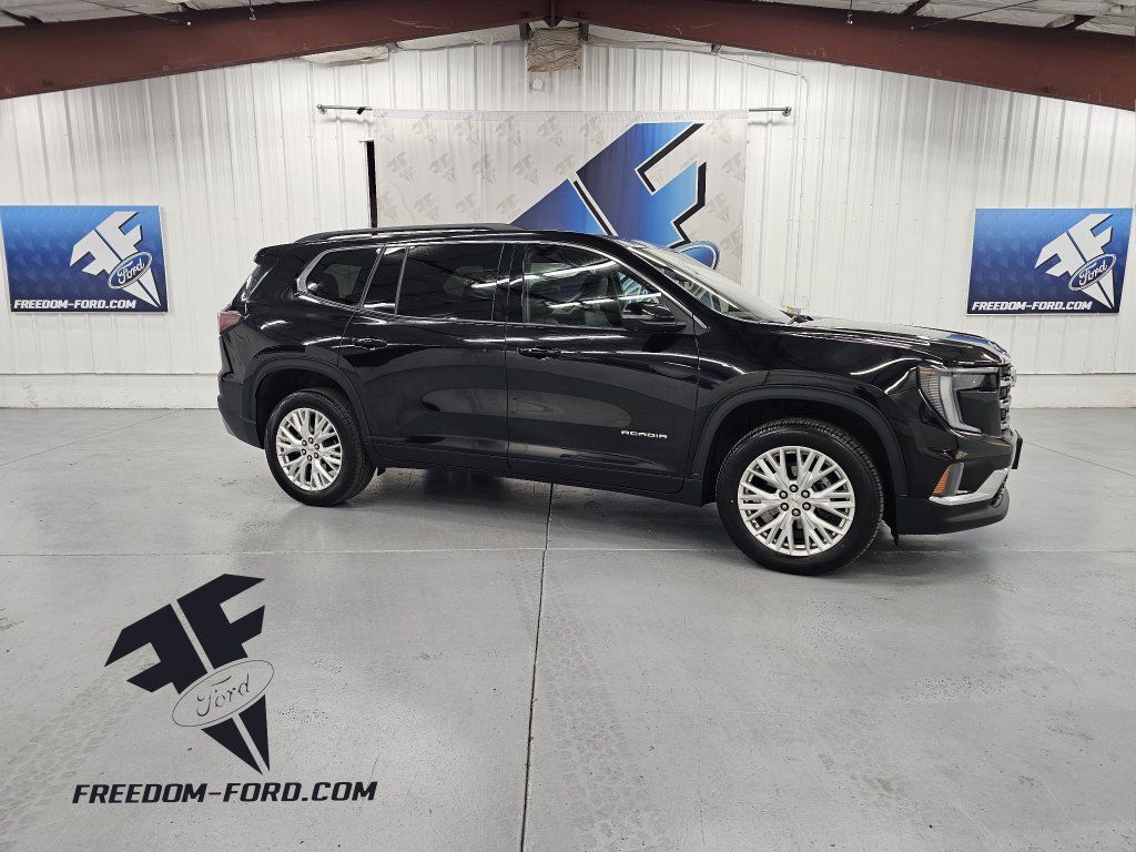 2024 GMC Acadia Elevation