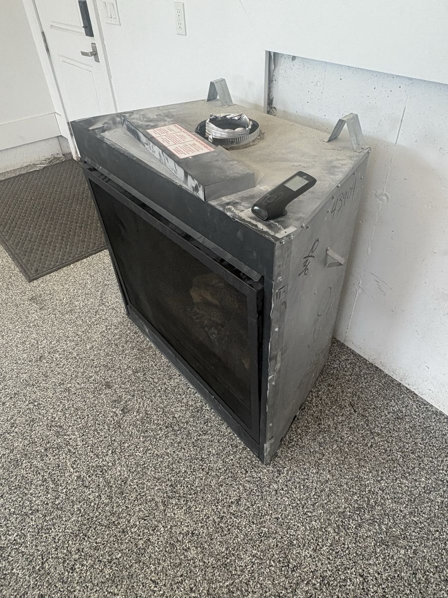 Main image 5