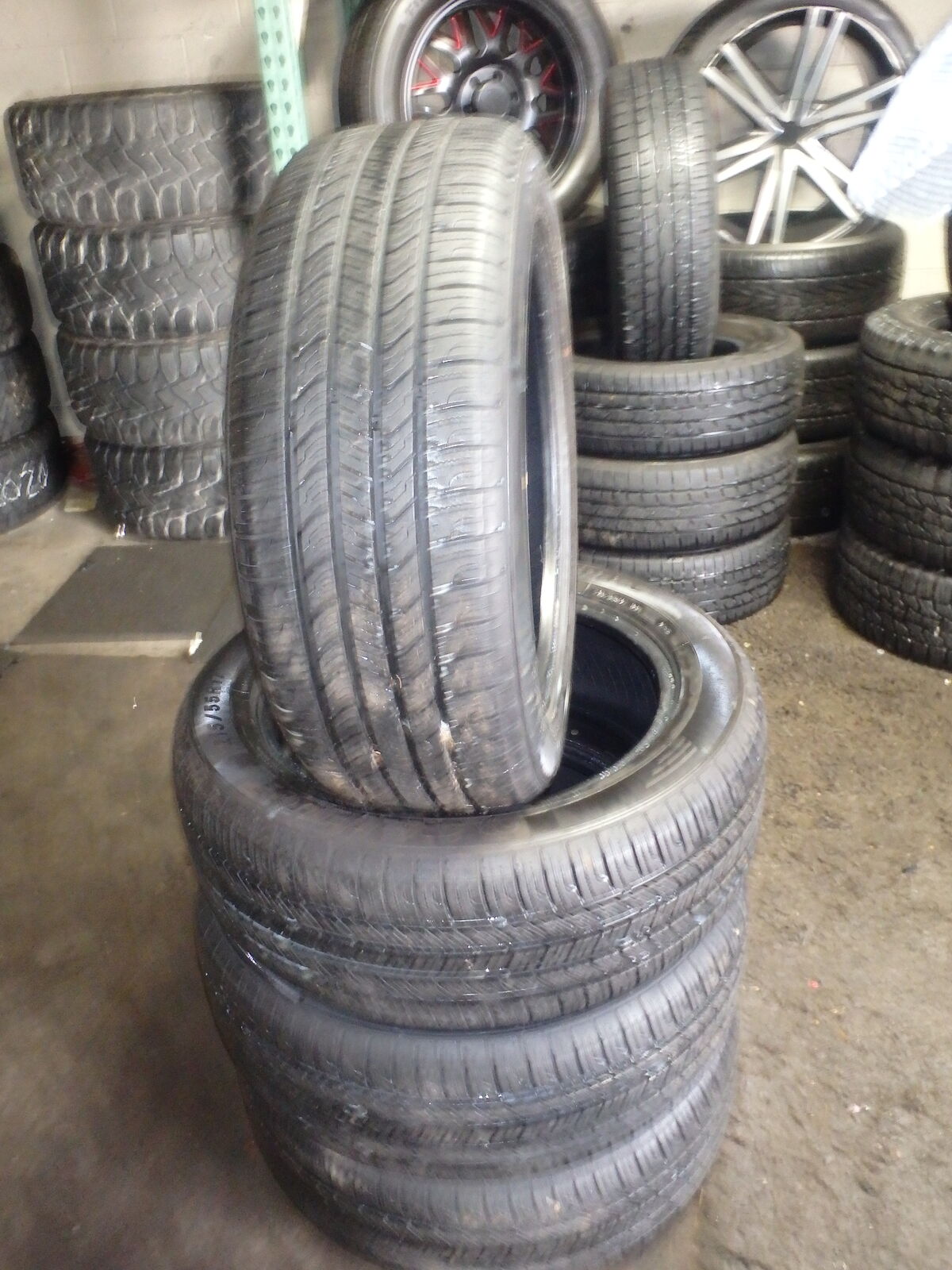 215/55R17 SAILUN ATREZZO SH408 SET OF USED TIRES