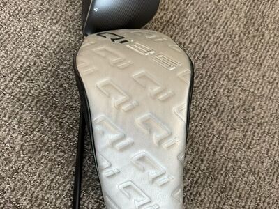Taylormade Qi35 LS 8*