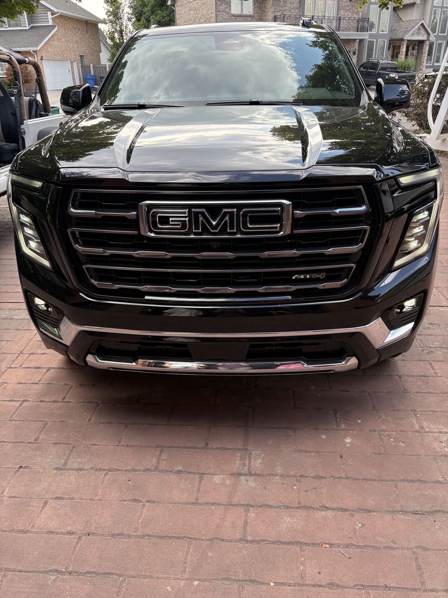 2025 GMC Yukon XL Elevation