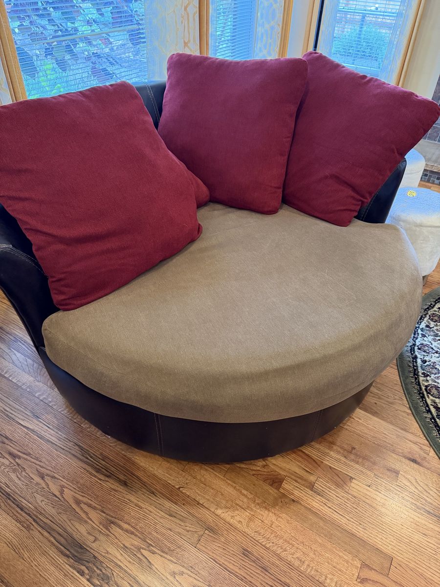 Furniture, TVs, household items