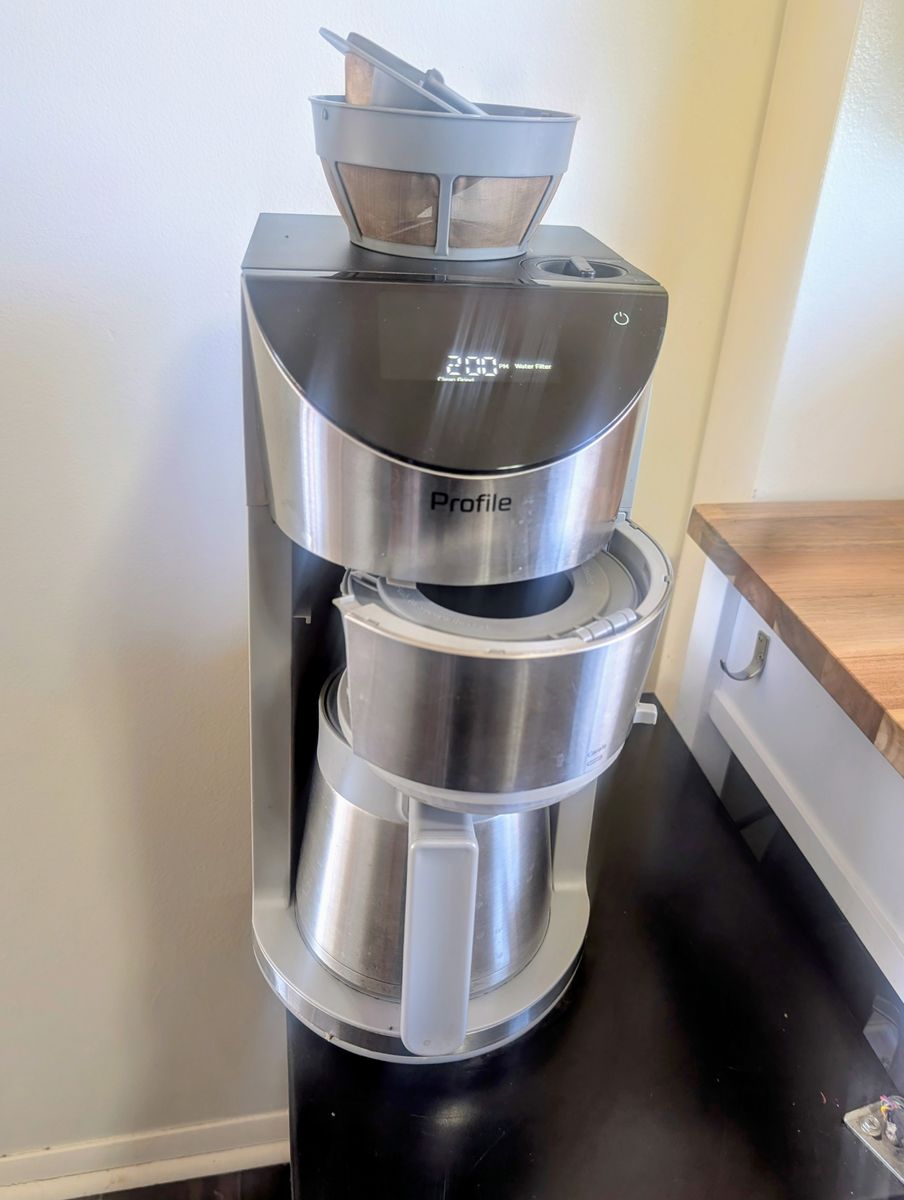 GE Profile Smart Grind & Brew Coffee maker