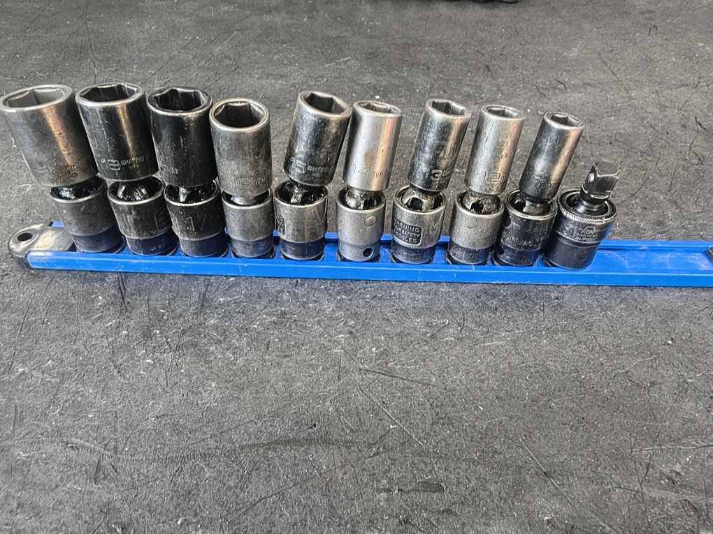 Matco 3/8 swivel socket set metric
