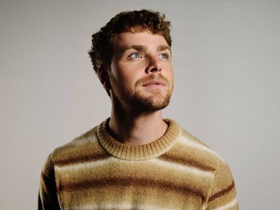 Alex Warren - 2 Lawn tickets
