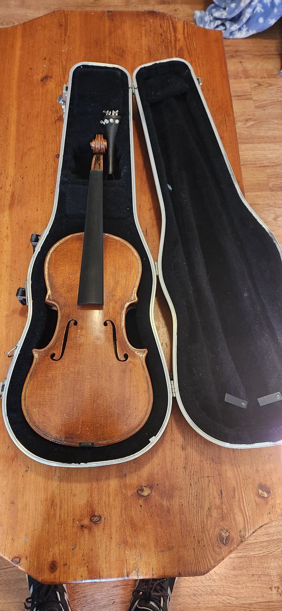 Antique Violin