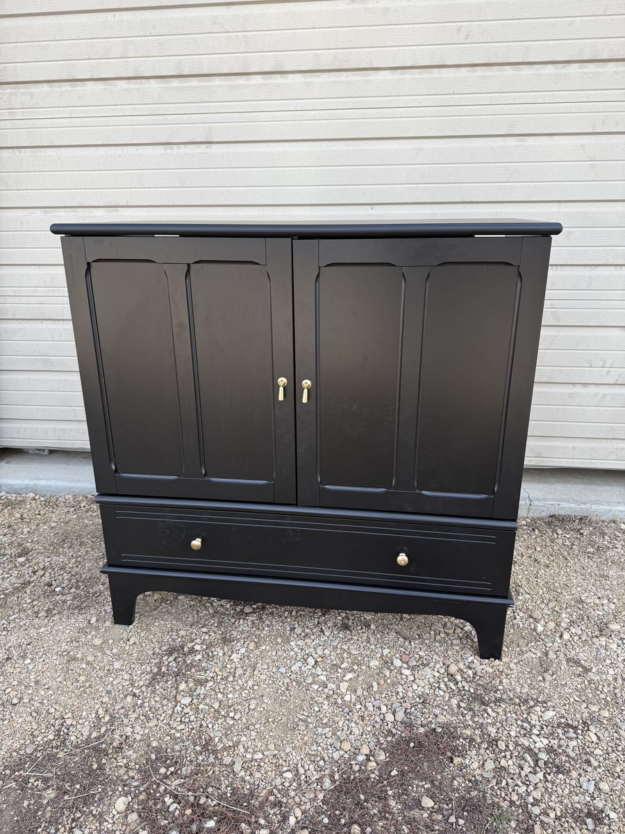 Solid Black Dresser Ikea