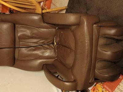 Human Touch HT-270 Massage Chair NEEDS REPAIR