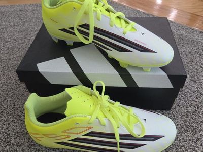 adidas F50 Club FG/MG Junior Soccer Cleats Size 6 US JS1482 Yellow White