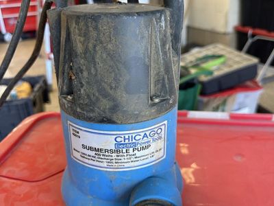 Chicago Electric Power Tools Submersible Utility Pump 400W With Float
