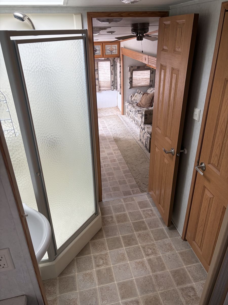 Main image 12
