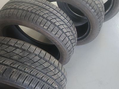 Set of 4 matching Toyo Celsius all-weather tires, size 225/50R17 98V