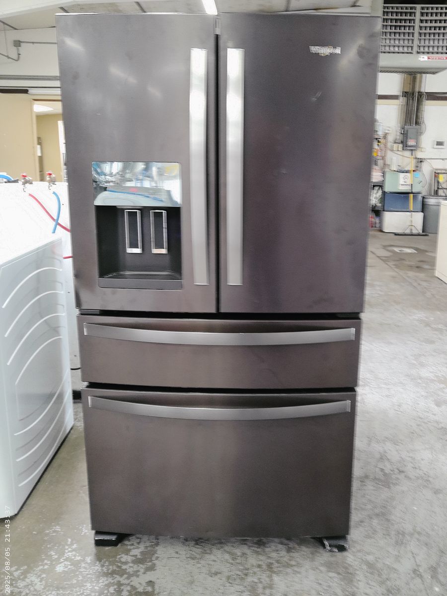 25 cf French Door~Water and Ice~90 Day Guarantee
