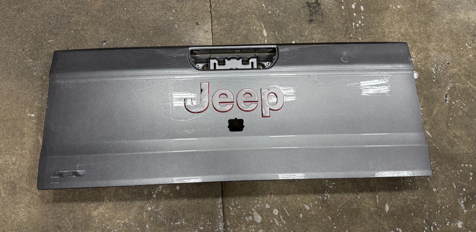 2020-2026 Jeep Gladiator Tailgate