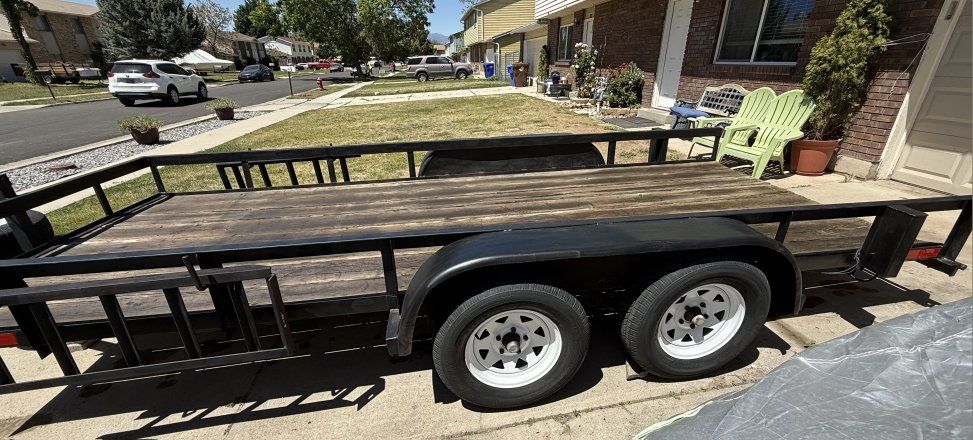 BIG TEX 16 FOOT TRAILER DOUBLE AXLE