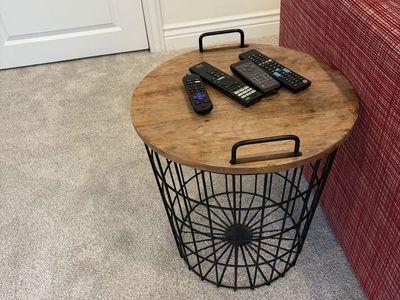 Set of 2 Round Accent Tables/Storage Basket Side Tables