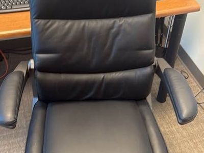 La-Z-Boy High Back office chair