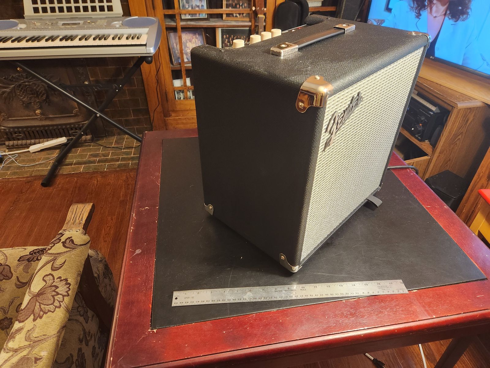 Main image 3