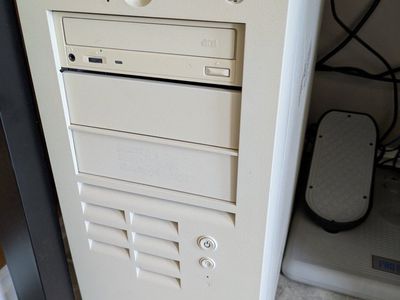 3dfx Voodoo3 Retro Gaming PC - Windows 98 SE