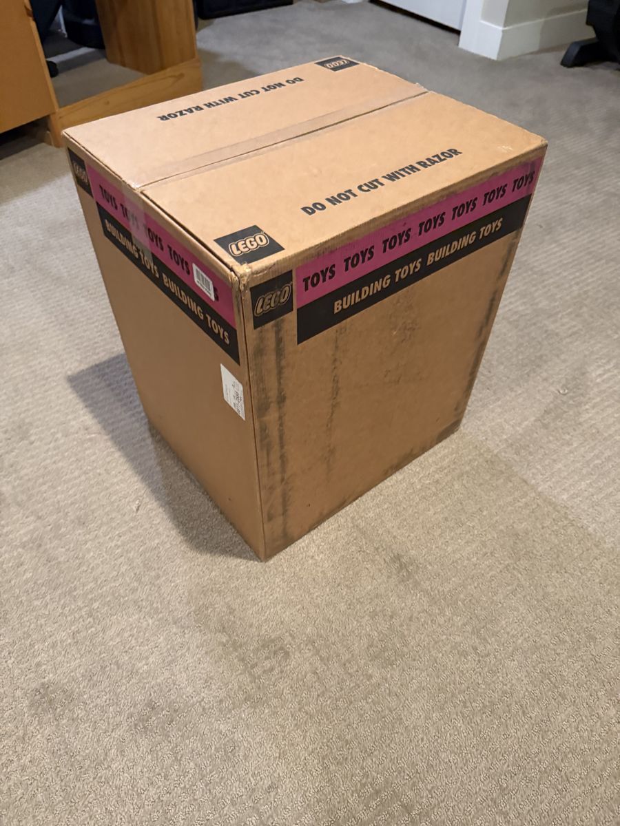 BRAND NEW LEGO STAR DESTROYER UCS 75252
