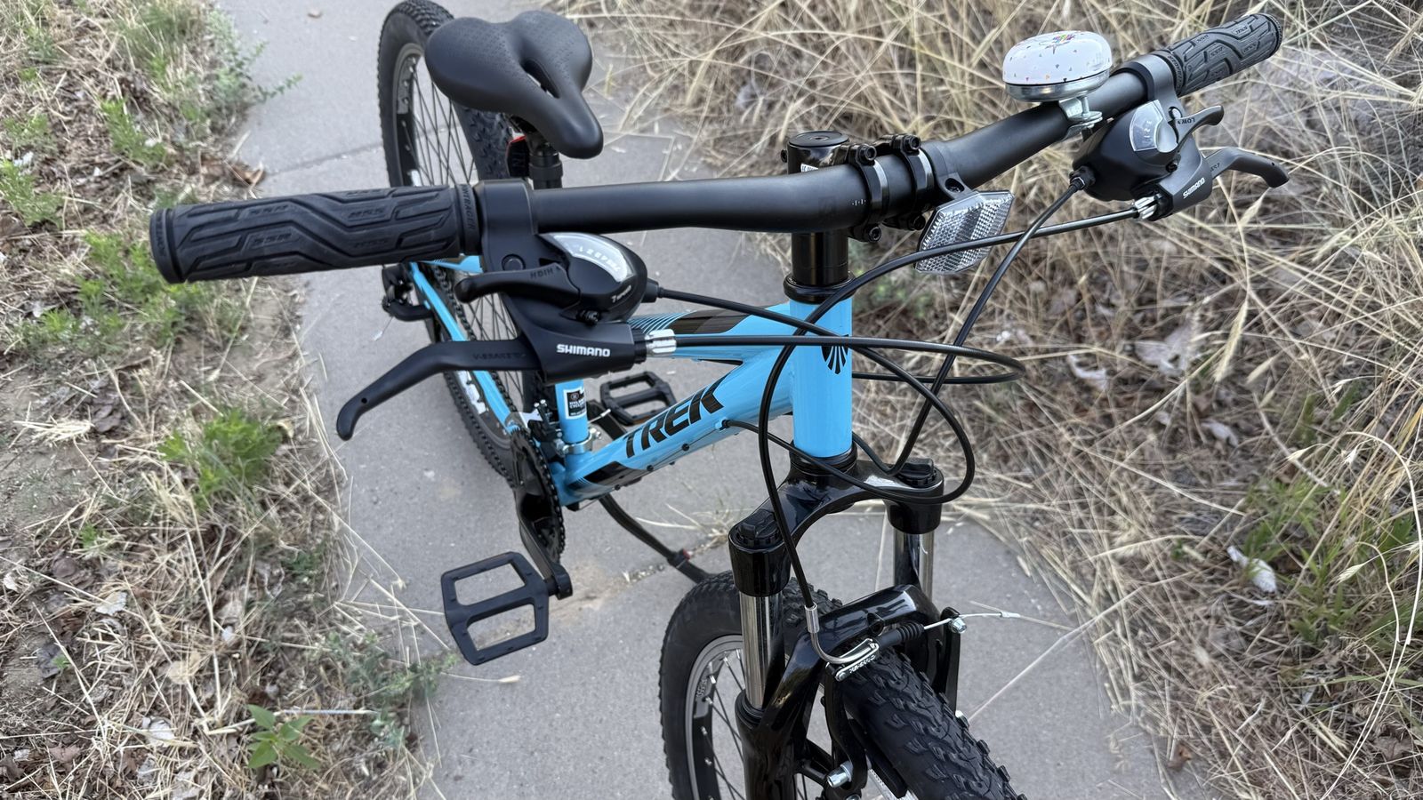 Main image 2